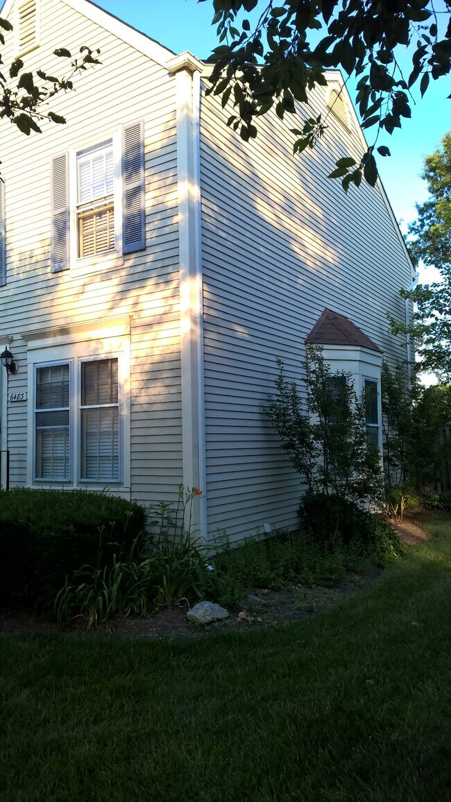 Photo - 6483 Brick Hearth Ct Townhome