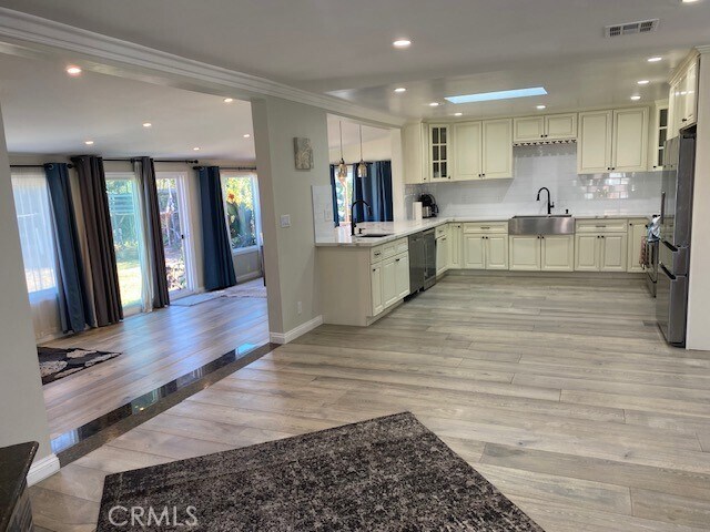 Photo - 2024 Angelcrest Dr