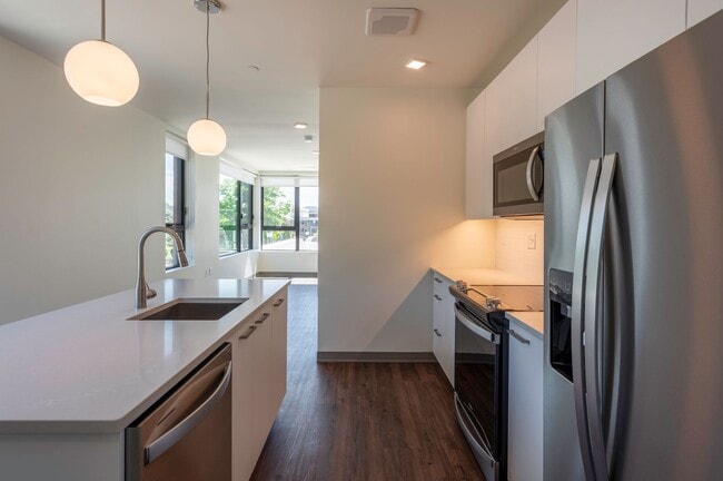 Photo - 166 Main