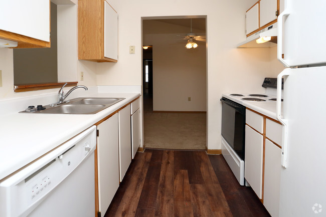 Interior Photo - Pin Oak Apartments