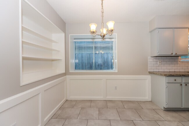 16310 Forest Bend Ave