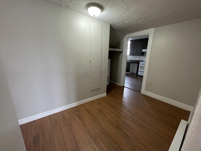 Photo - 317 King St W Unit 3