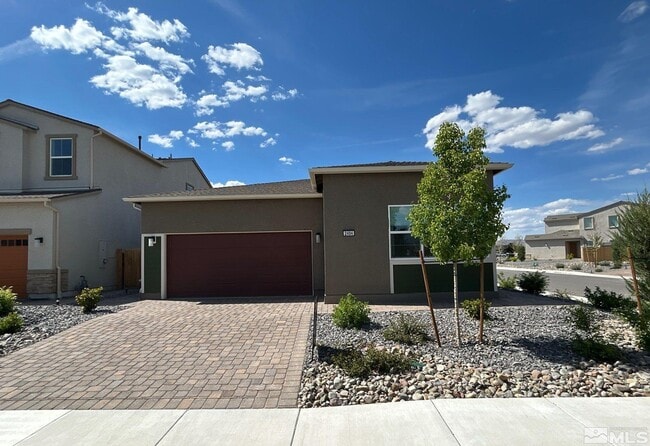 Photo - 2494 Metolius Dr House