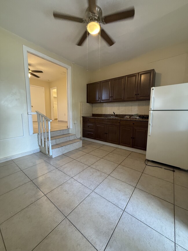 Photo - 7056 SW 22nd St Unidad 4