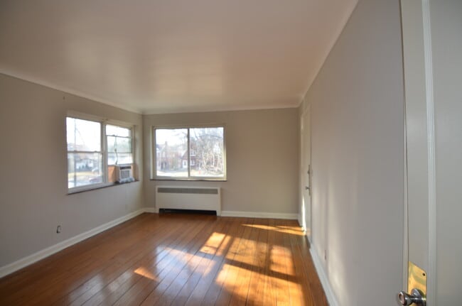 Photo - 7332 Reading Rd Unidad #3