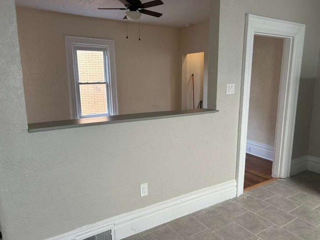 Photo - 108 Stamm Ave Unidad 2