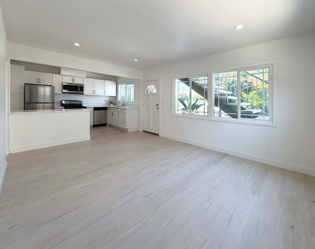 Photo - 1266 S Muirfield Rd Unit 1266
