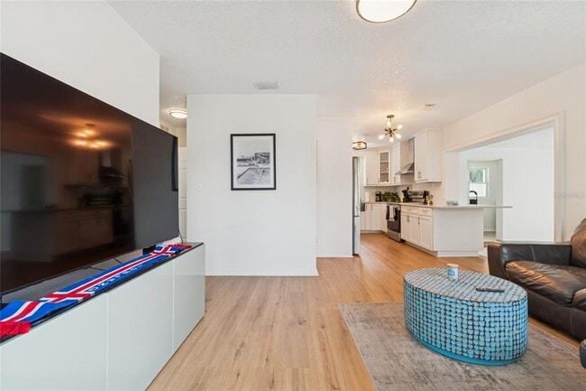 Photo - 7631 18th Way N