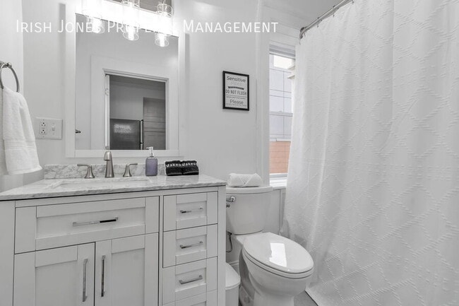 Photo - 617 Niagara St Unit Apt 5