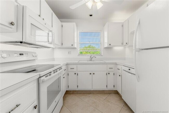 Photo - 1225 NW 21st St Unidad 8815