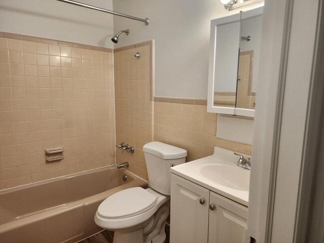 Photo - 11 Alexander Dr Unit 10