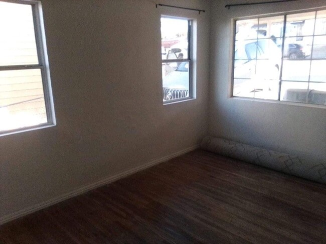 Photo - FOR LEASE | 2 Bd 1 Ba Home