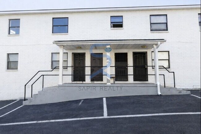 Photo - BIG SAVINGS AT MOVE-IN!!! Apply, get approved and only pay $500 for Security Deposi and get a $25... Unit 2