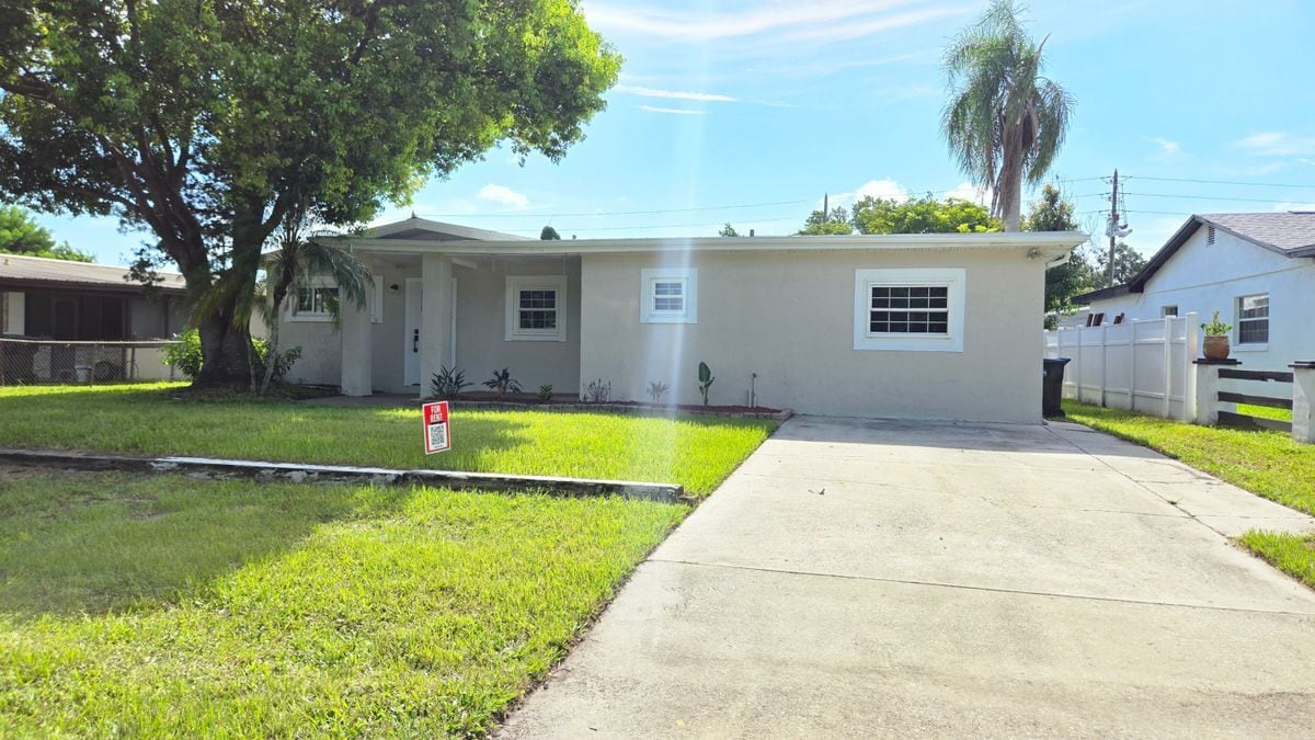Photo - 2709 Arc Dr
