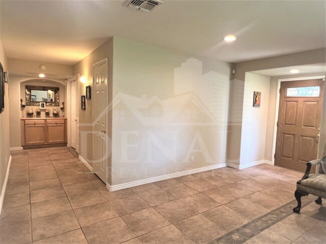 Photo - 3122 E Monterosa St