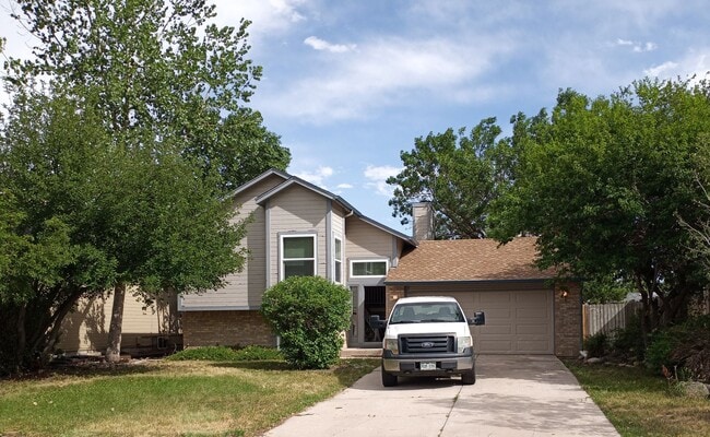 Building Photo - 4365 Allesandro Dr