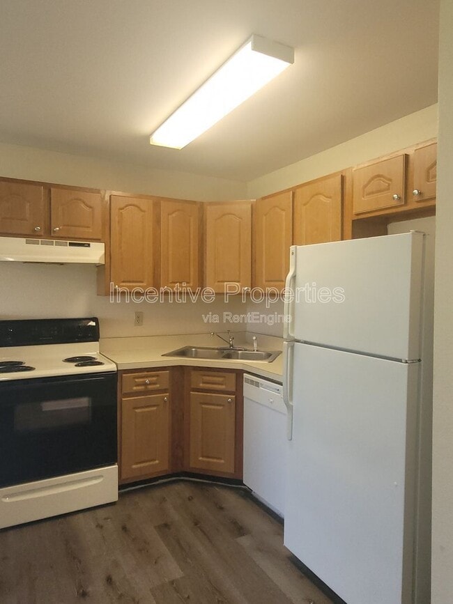 Photo - 4736 Walden Cir Unit 1116