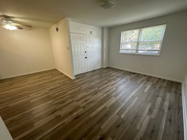 Photo - 11934 Waldemire Dr Apartments Unit 1F