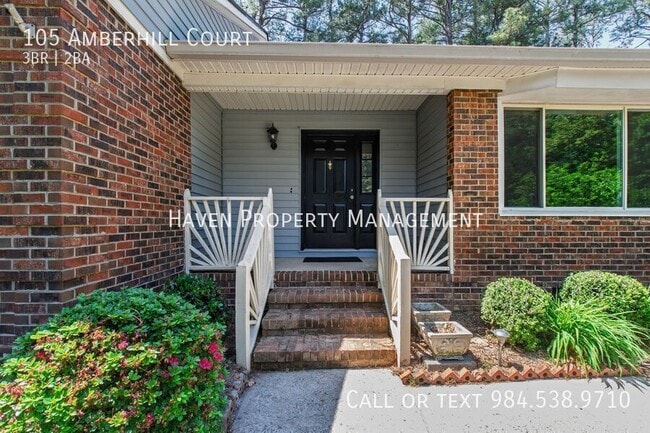 Photo - 105 Amberhill Ct