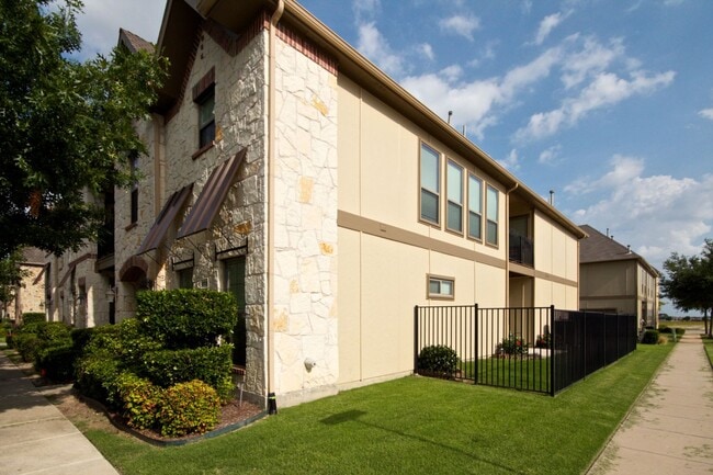 Photo - *Hemmingway at Craig Ranch*
