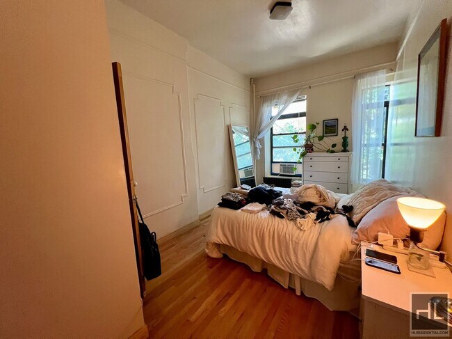 Photo - 2BR 2BA Brownstone On Clinton Hill Bedstuy Border Unit 3