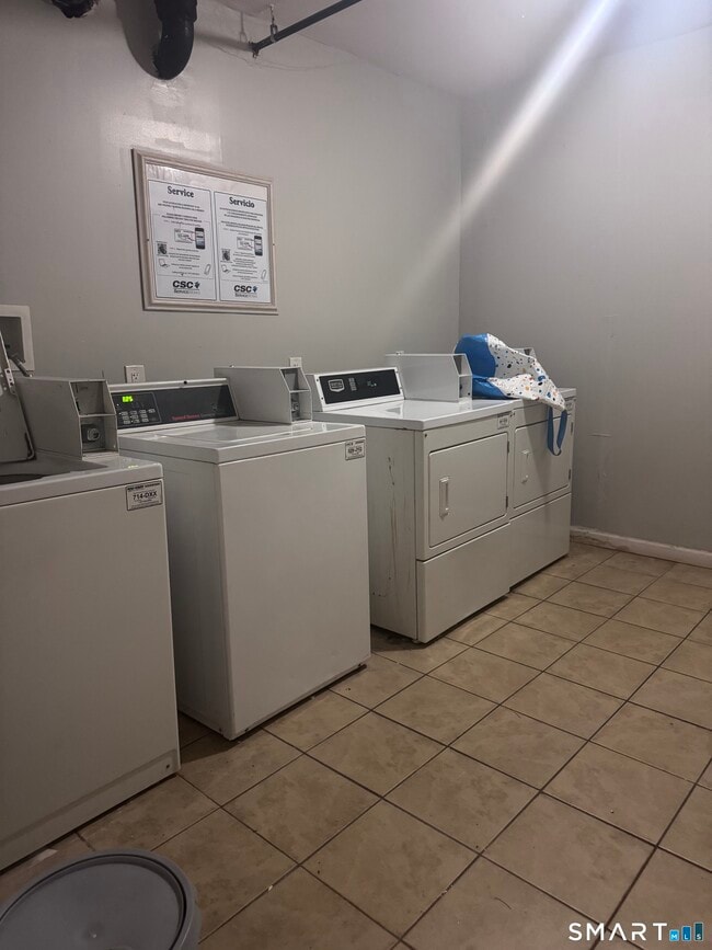 54 Grafton St Unit C2