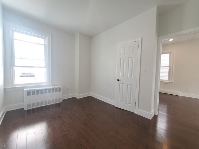 Unit 2R - 181 Lexington Ave Unit 2R