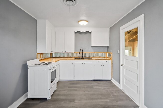 Photo - 506 Trinity St