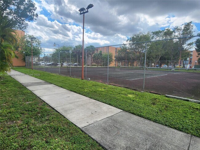 Photo - 9420 W Flagler St Unidad 214