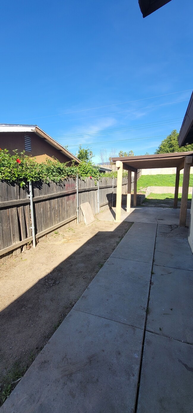 Patio private - 2176 E Amanda St