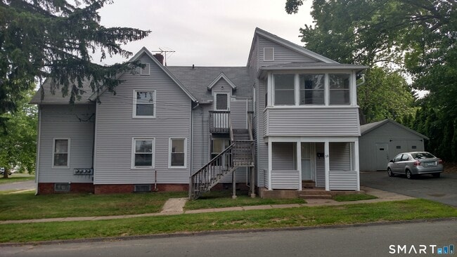 Building Photo - 60 Lake St Unit 2