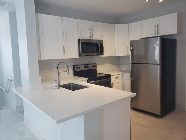 Photo - 1005 Belmont Pl Unit 1005