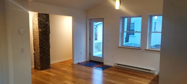 Photo - 321 N Fulton St Unit #1