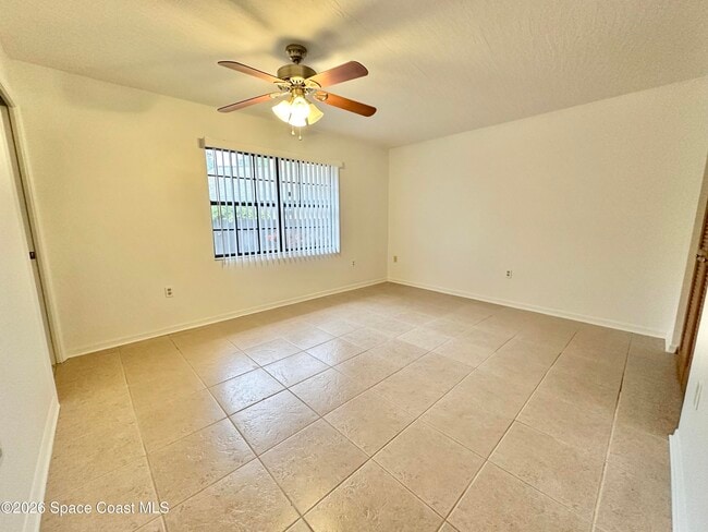 Photo - 522 Karney Ave NE