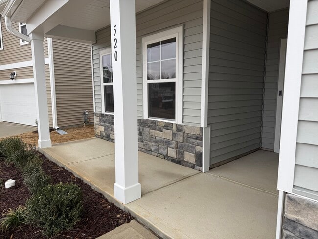 rocking chair front porch - 520 Venetian Dr
