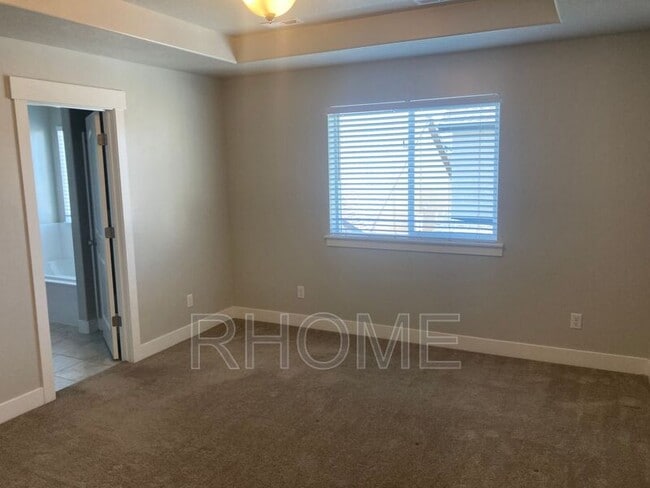 4089 W 1730 N