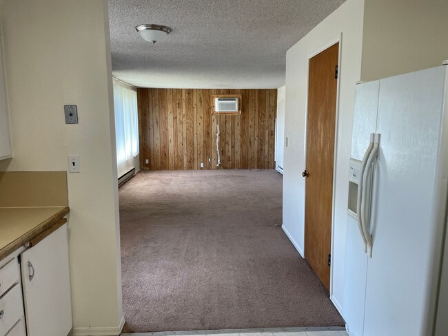 Photo - Pet Friendly / House for Rent!!