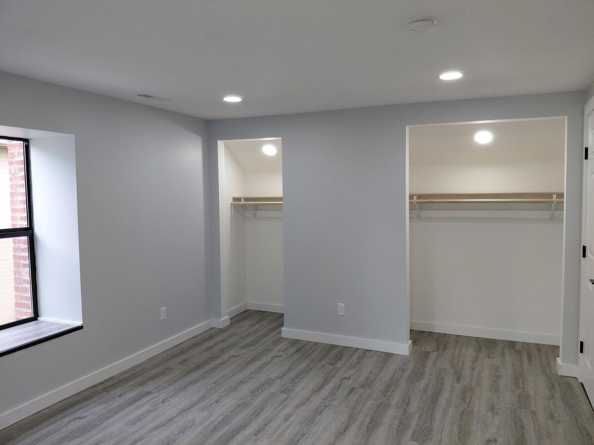 Photo - Palmer Apts Unit 508 Palmer south