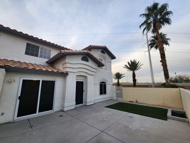 Photo - Modern Comfort in the Heart of Summerlin!