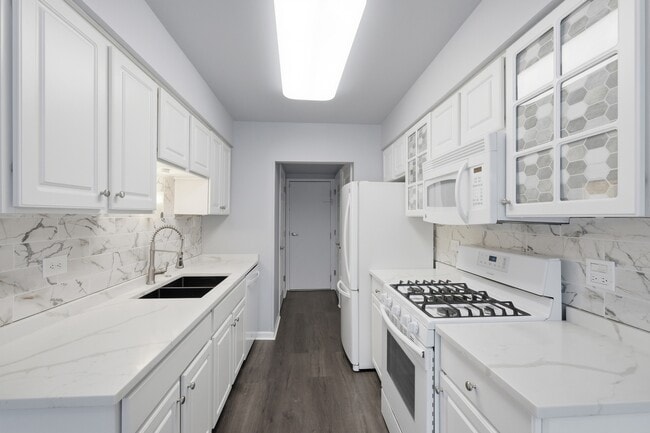 Photo - 269 Alpine Dr E