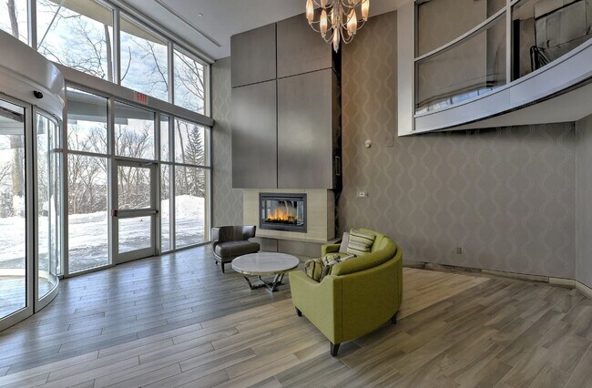 940 On The Park - Luxury Rentals