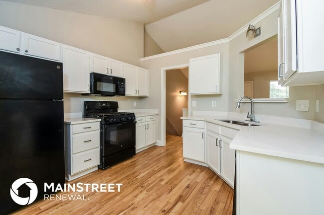 Photo - 59 Canterbury Dr