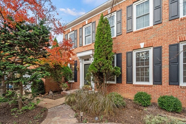 Gorgeous Single Family Home in the Heart o... - Gorgeous Single Family Home in the Heart o...