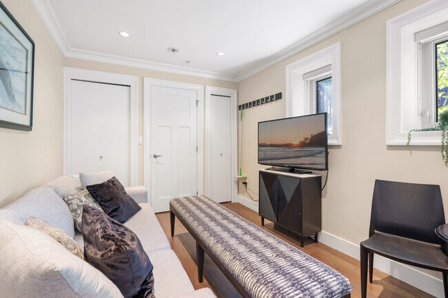 Photo - 2455 W 7th Ave Unit ID1291575P