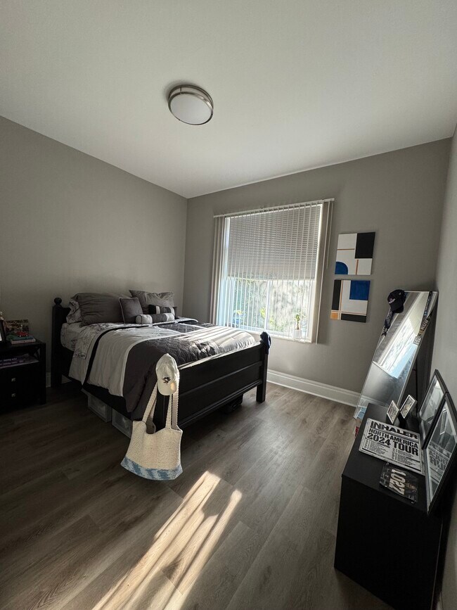 Photo - 250 S Atlantic Ave