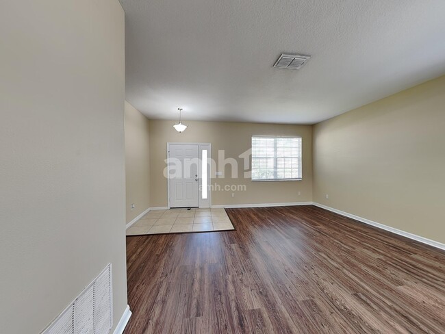 Photo - 1942 Beardsley Dr