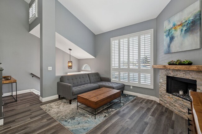 Photo - Comfortable 2-Bed, 2-Bath Home in Costa Mesa Near Shops, Restaurants & Lifestyle Hotspots Unit B1