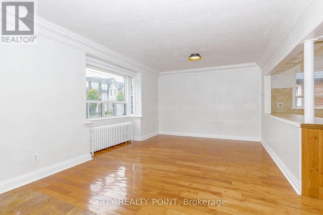 Photo - 80 Albani St