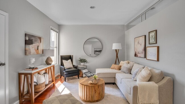 Photo - Two Bedroom Condo in SOMA with Yard, Parking, and W/D.
