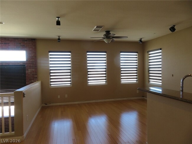 Photo - 9342 Autumn View Ave